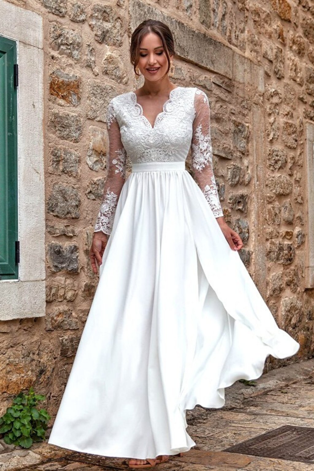 Tipy na jednoduché svatební šaty